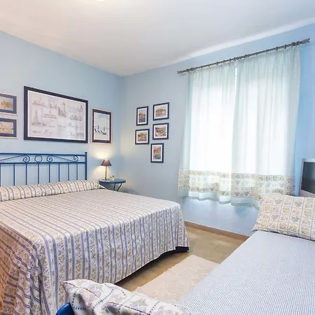 Monserrato - Goelba Hébergement de vacances Porto Azzurro