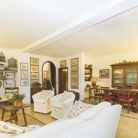 Monserrato - Goelba Casa de Férias