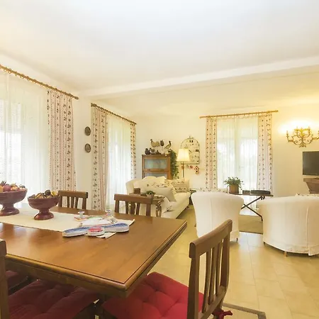 Casa vacanze Monserrato - Goelba