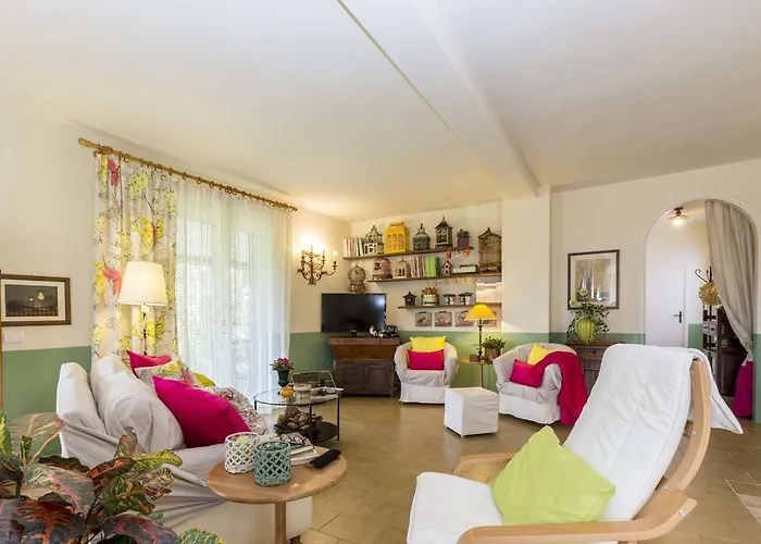 別荘 Monserrato - Goelba