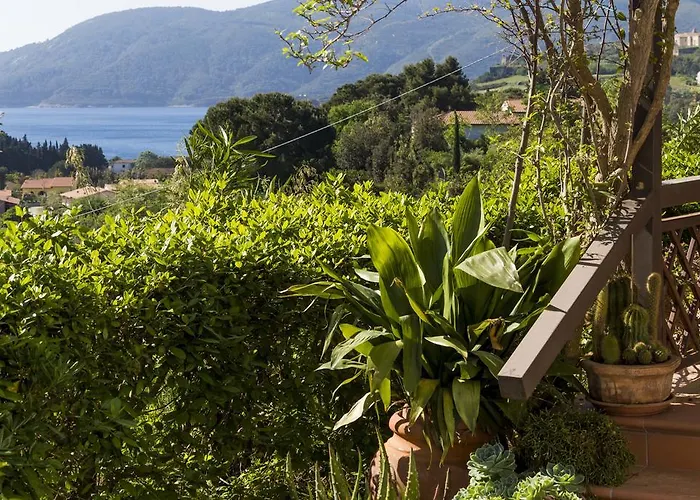 Monserrato - Goelba Semesterbostad Porto Azzurro